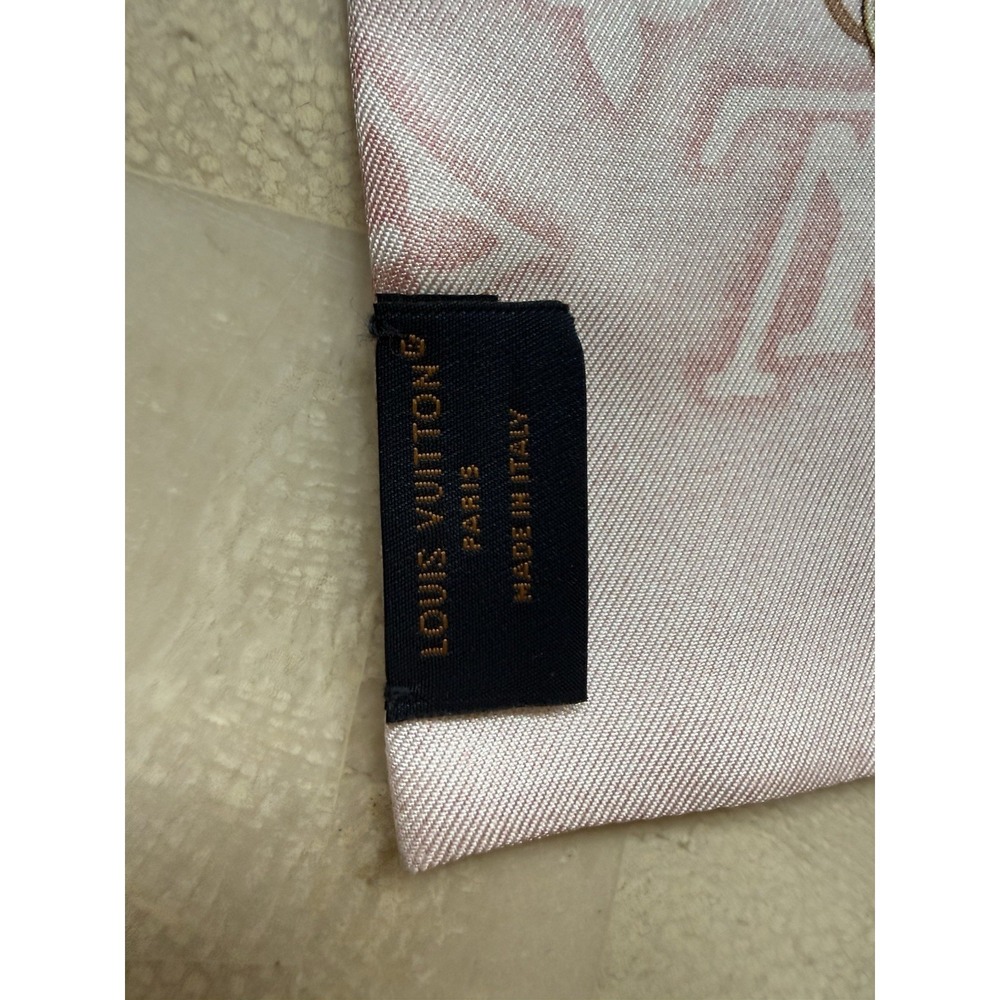 Louis Vuitton Bandeau Denigram Confidential 100% Silk Scarf Pink Auth - Picture 3 of 10